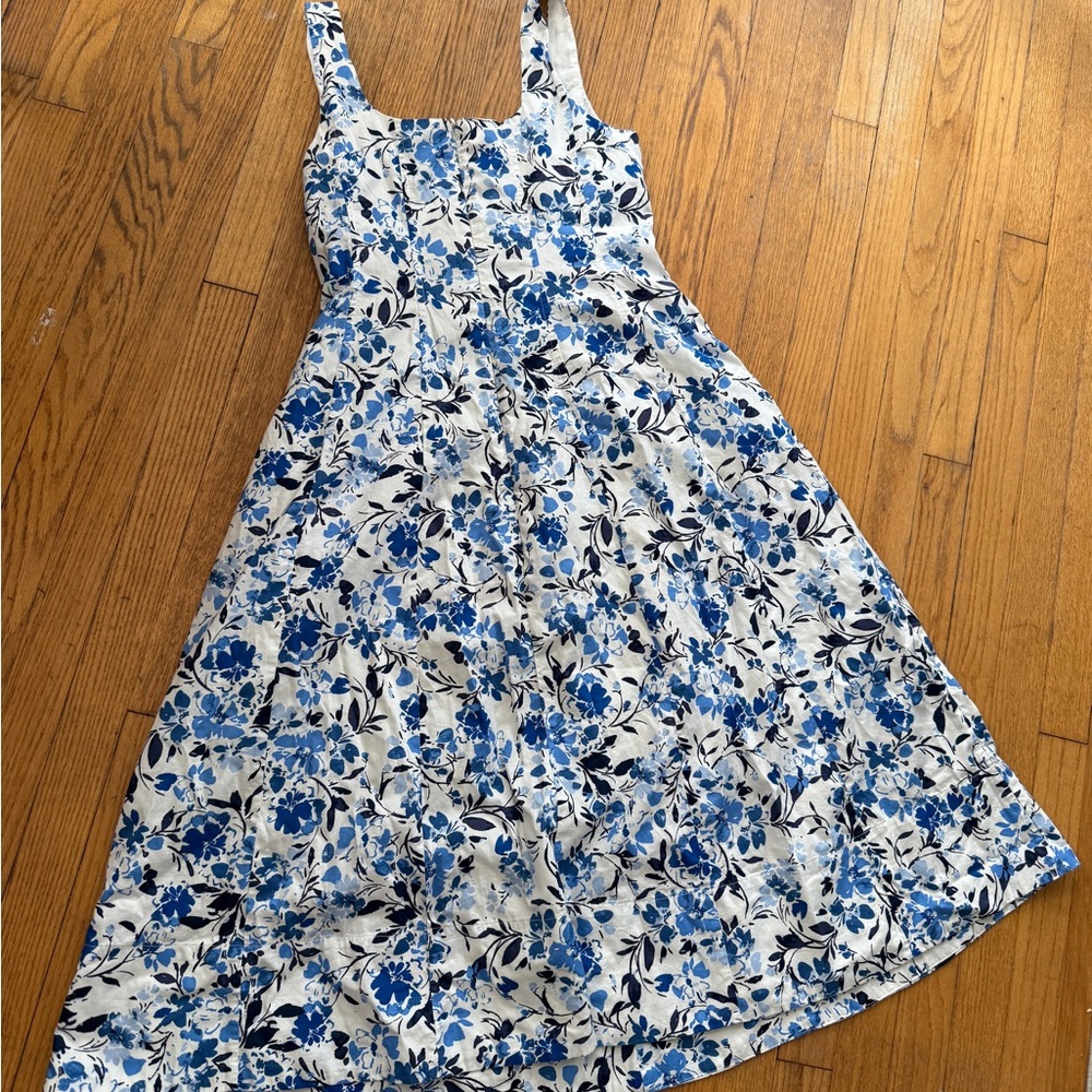 Elegant Blue Floral Midi Dress
